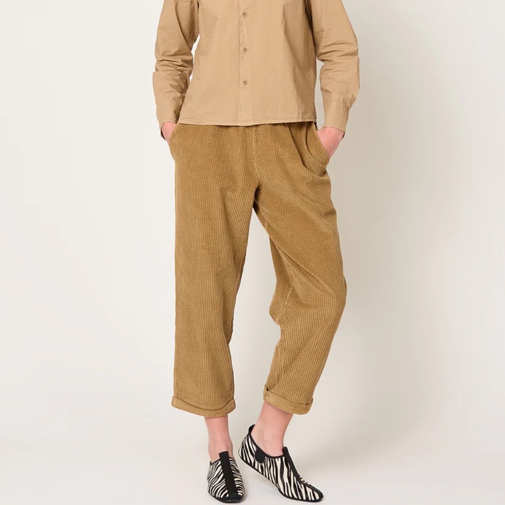 Labo Art Corduroy Pants in camel. Size 00 - Picture 2 of 5